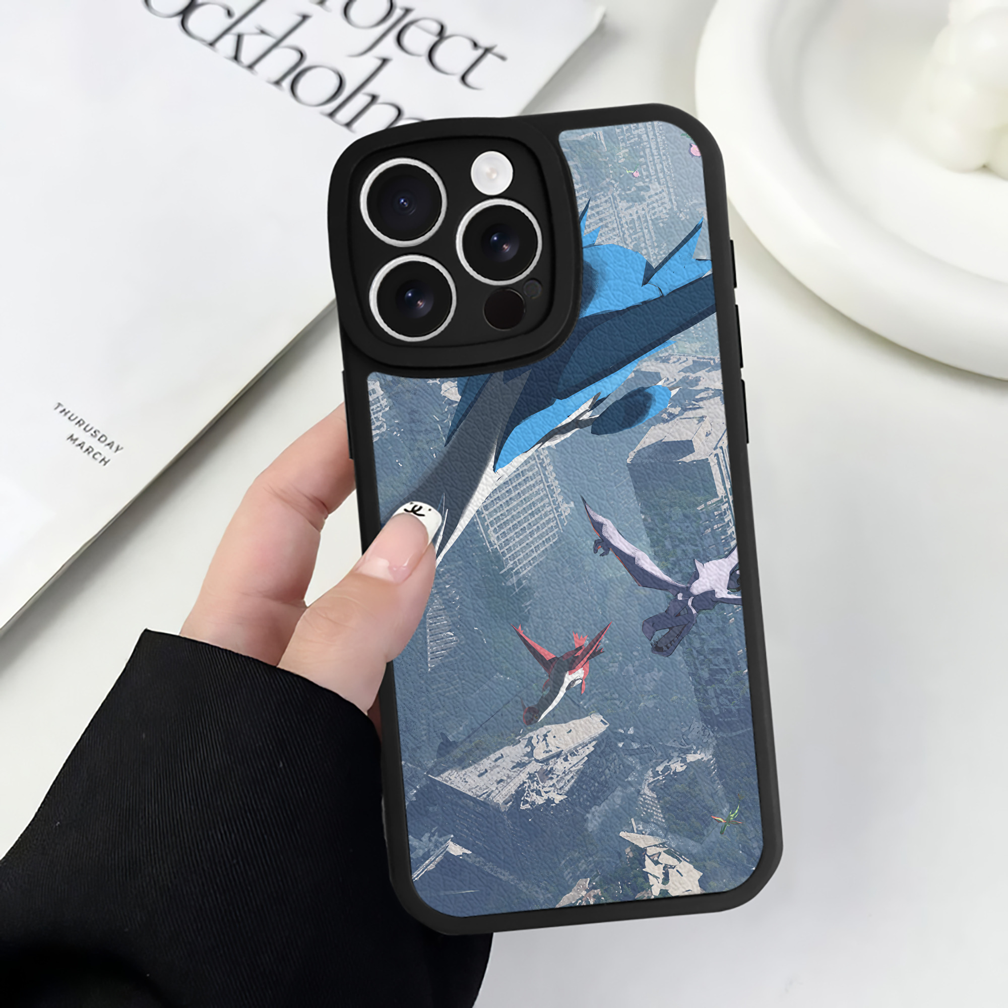 （画像用） ポケットモンスター Pokémon 【iPhone 16シリーズ対応】シリコンスマホケース（レザー調） 材質：シリコン
